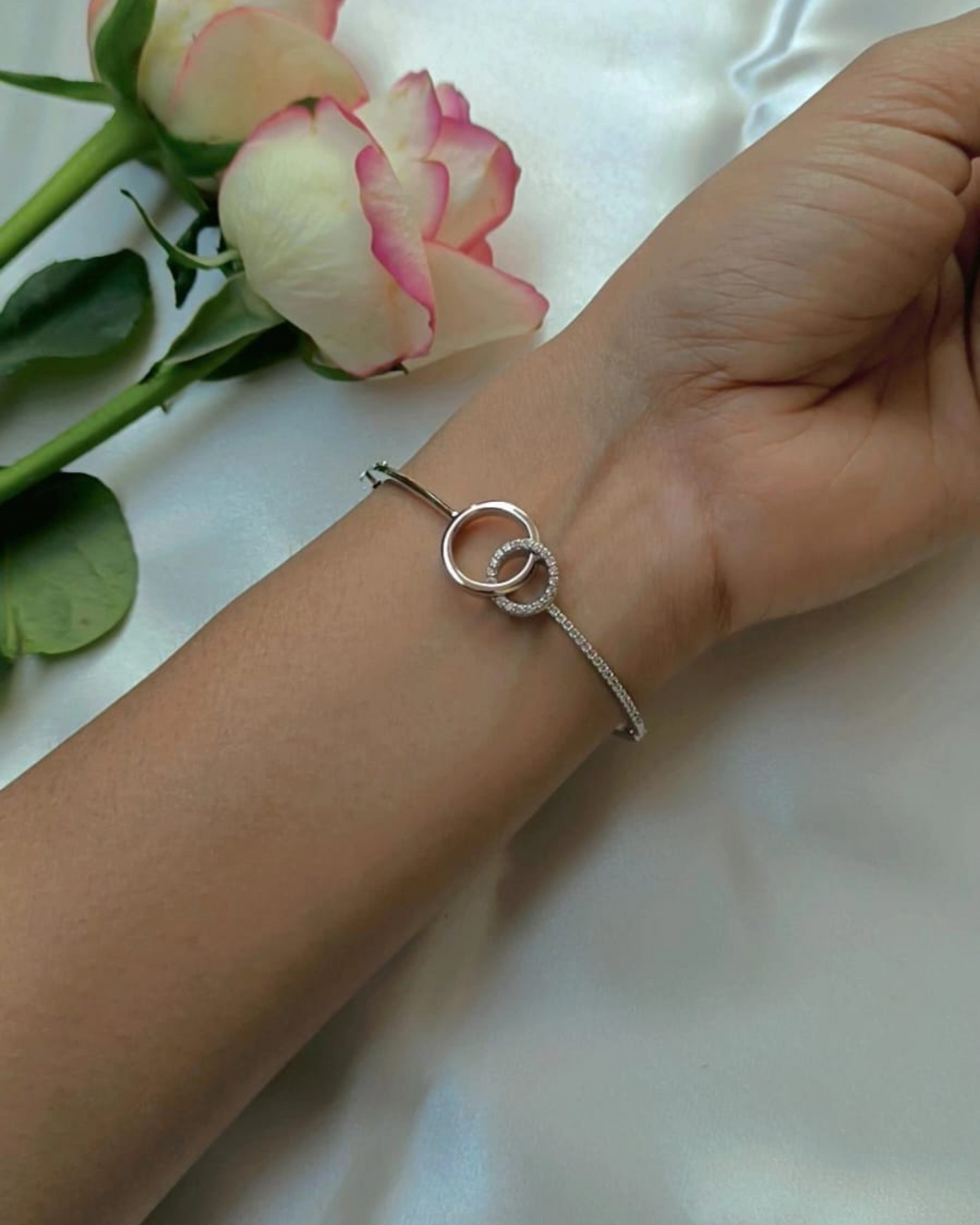 Eternal Circle Cuff Italian Bracelet