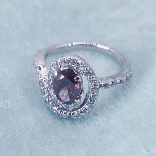 Midnight Twist Oval Ring