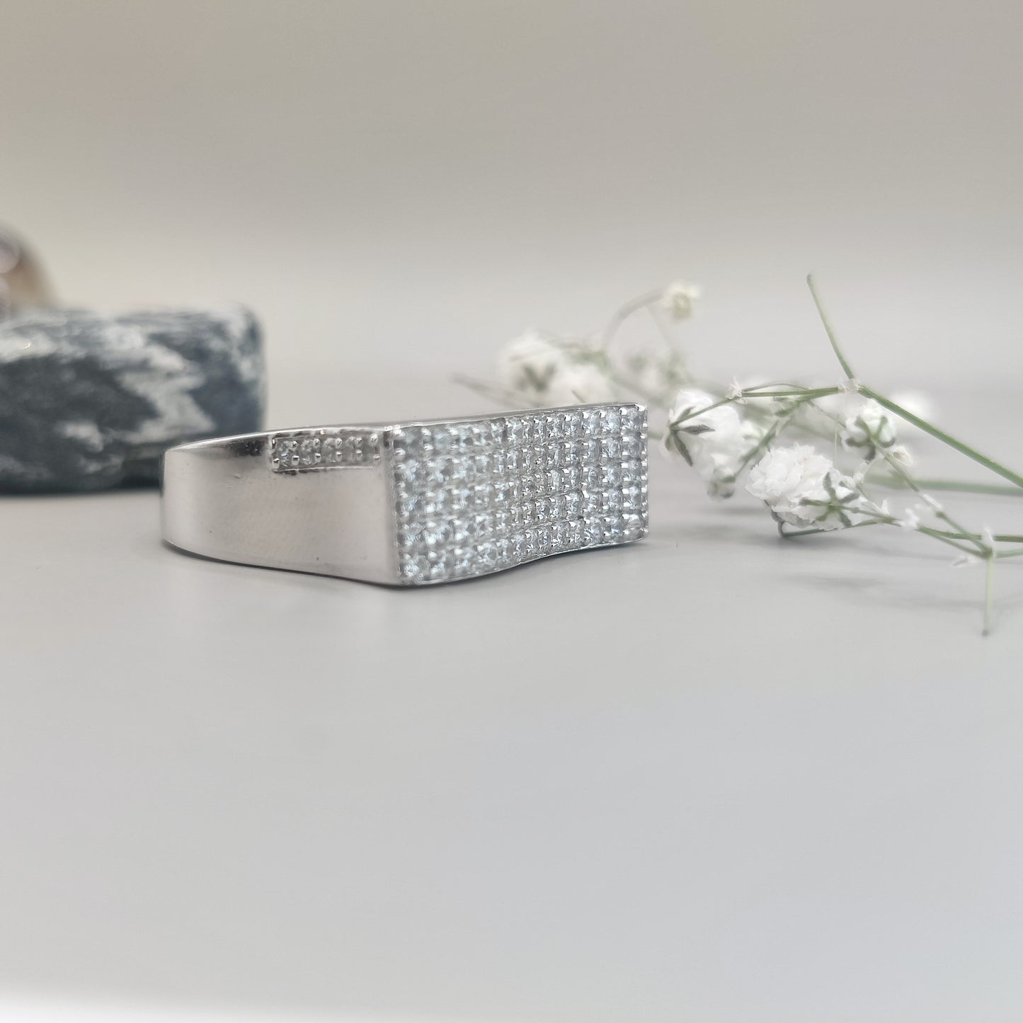 Curved Zirconia CZ-Engraving Silver Ring