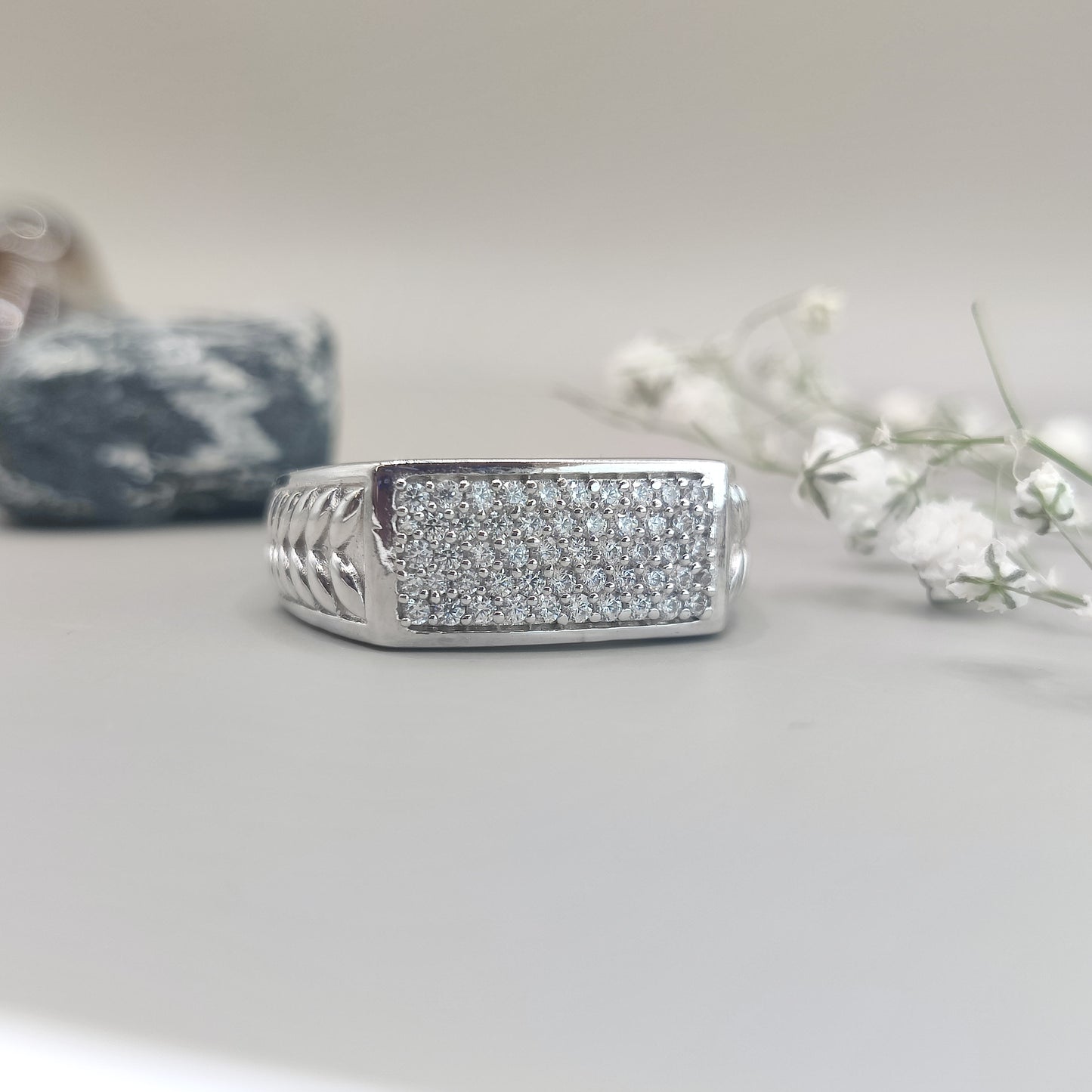 Leaf Motif Sterling Silver Ring with pavé-set CZ Stones
