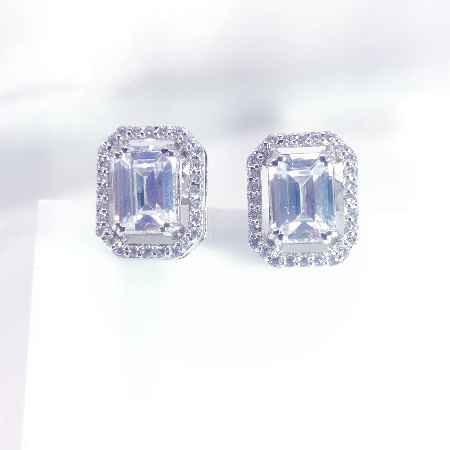 Imperial Glow Stud Earrings