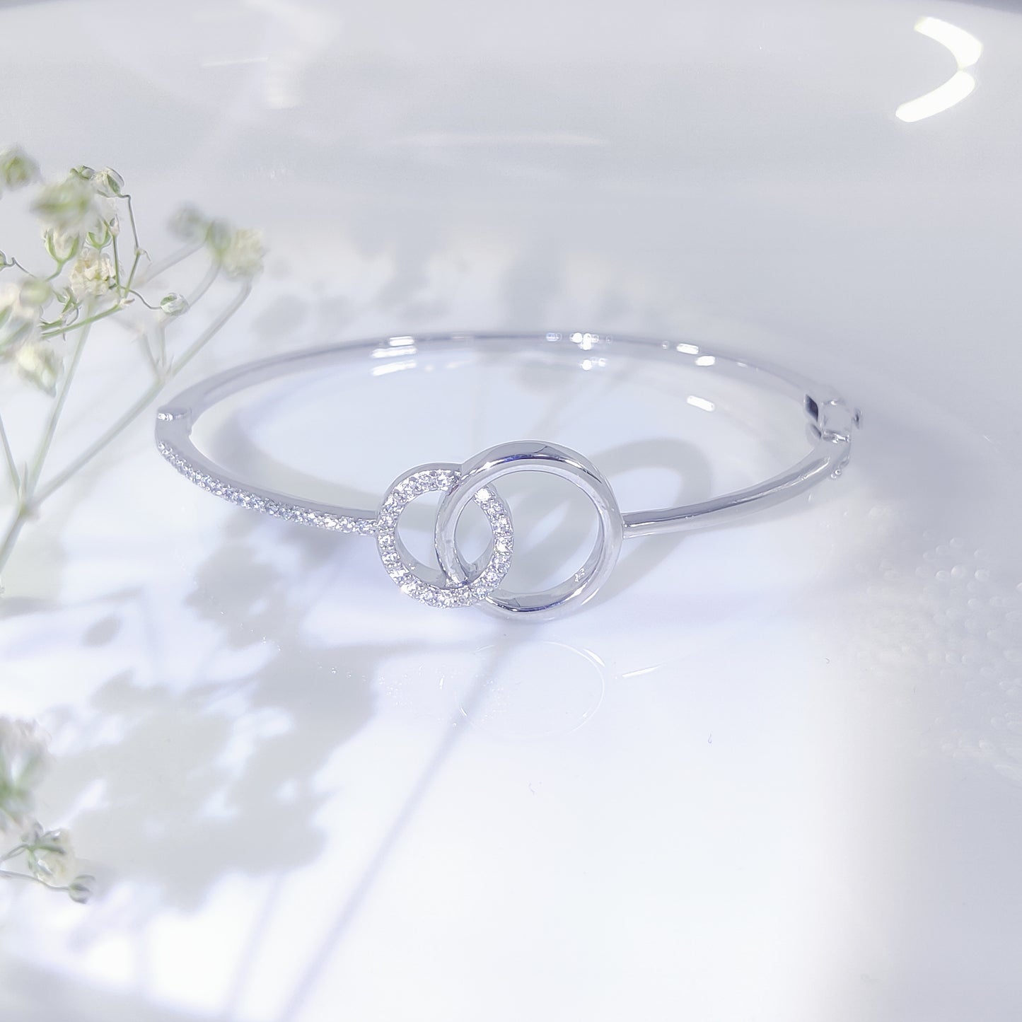 Eternal Circle Cuff Italian Bracelet