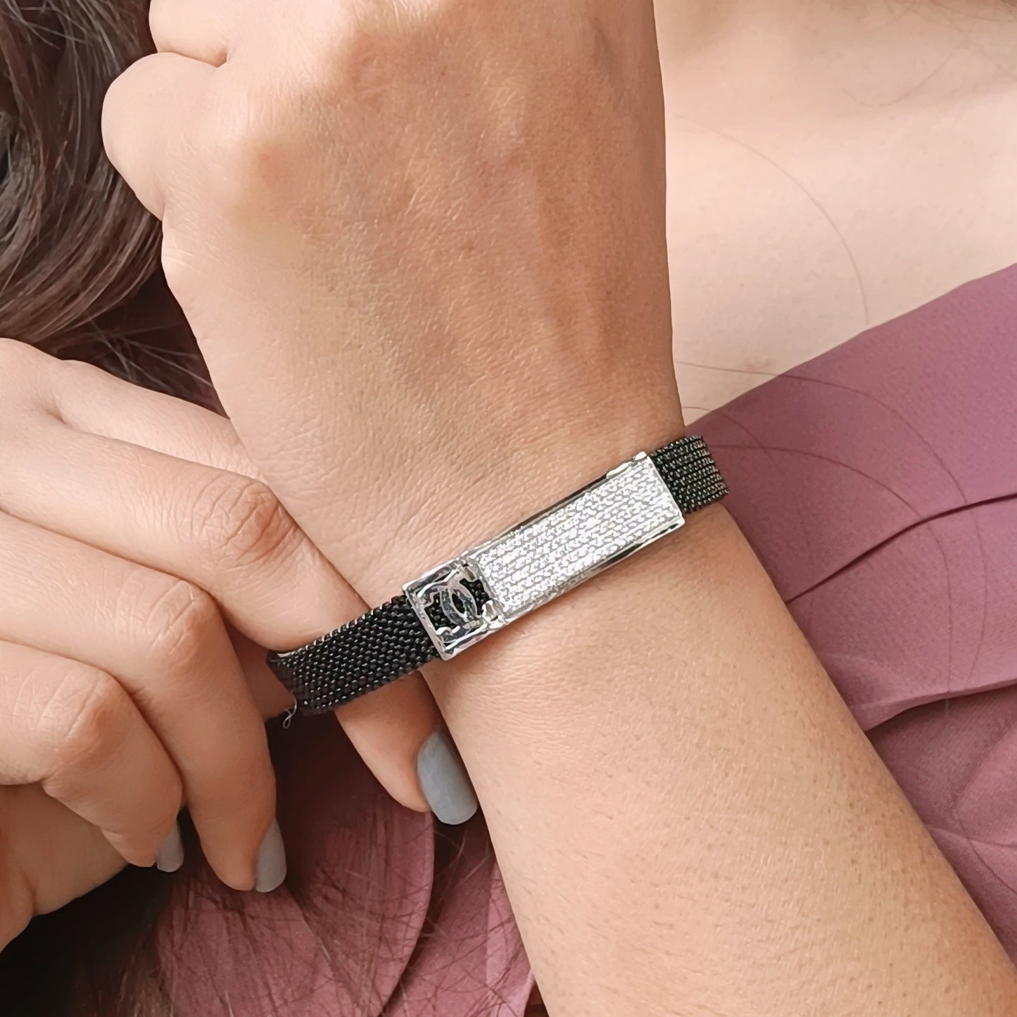 Chic Emblem Adjustable Bracelet