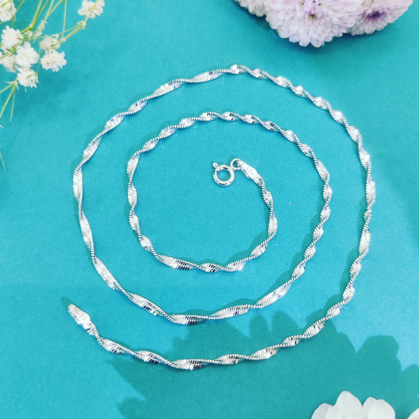 Twisting Grace Silver Chain