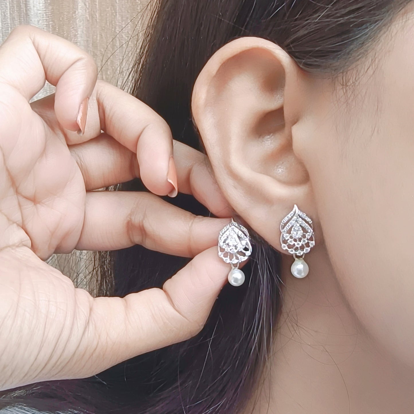 Teardrop Waltz Necklace Set