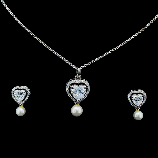 Heartfelt Radiance Necklace Set