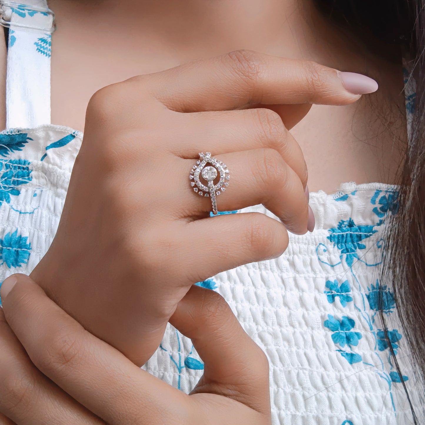 Radiant Swirl Spark Ring