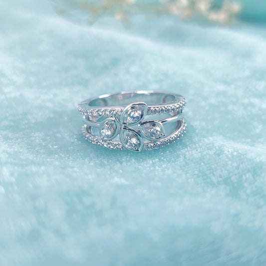 Frosted Leaf Symphony Ring