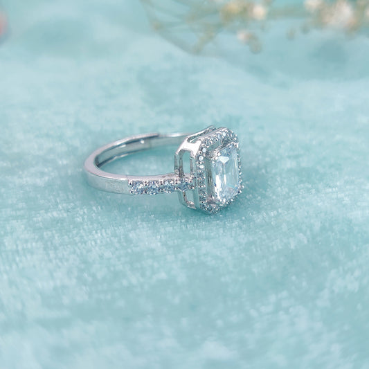 Celestique Spark Solitaire Ring