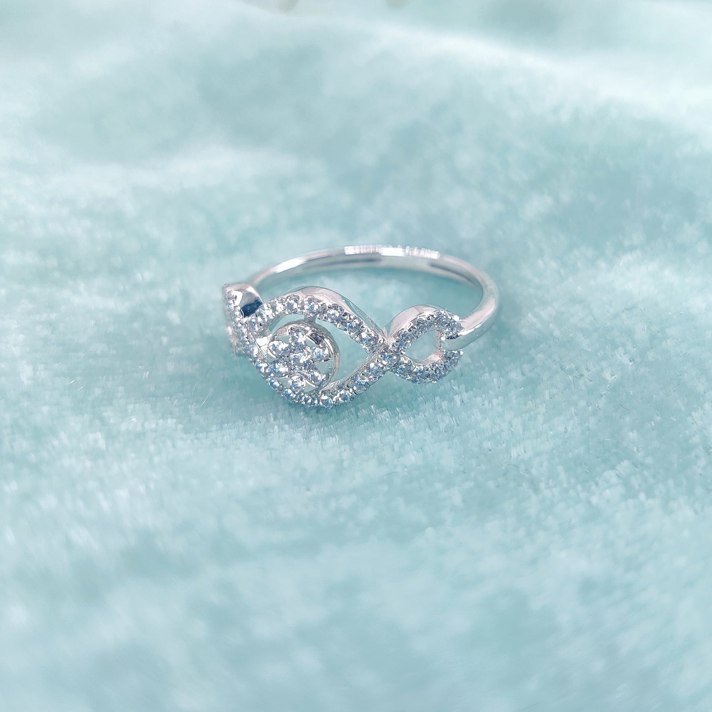 Twisted Halo Spark Ring