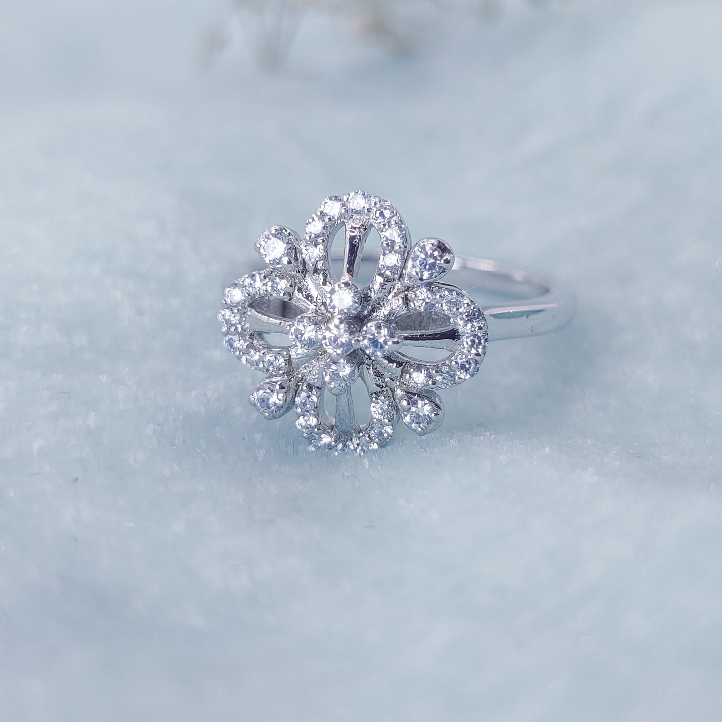 Radiant Bloom Sparkle Ring