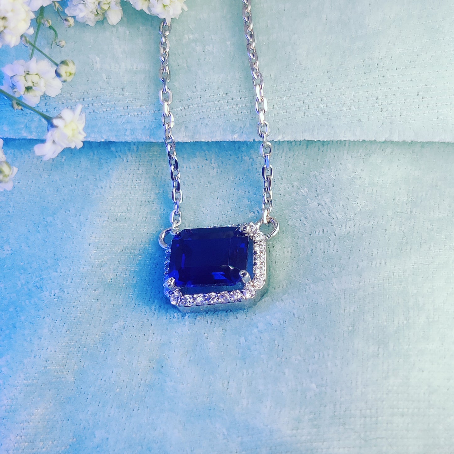 Midnight Temptation Pendant