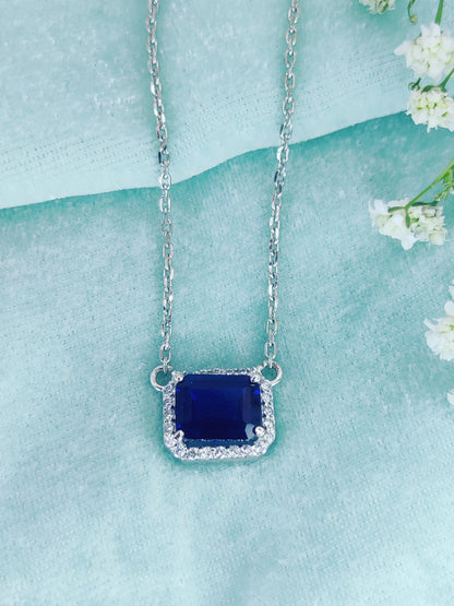 Midnight Temptation Pendant