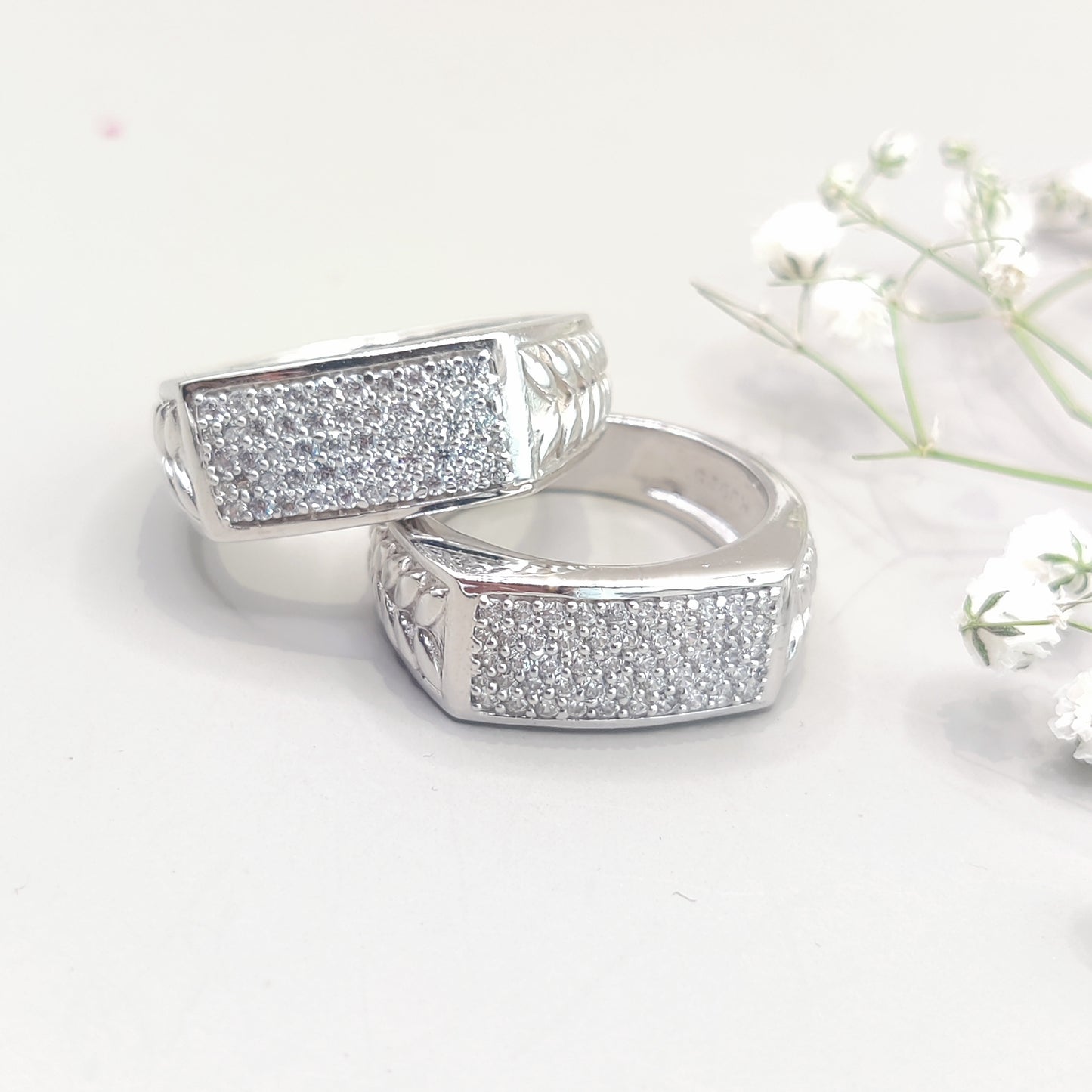 Leaf Motif Sterling Silver Ring with pavé-set CZ Stones