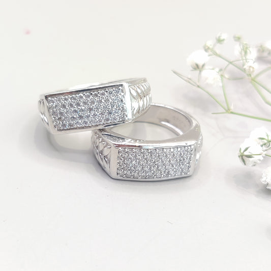 Leaf Motif Sterling Silver Ring with pavé-set CZ Stones