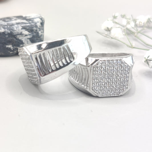 Charming Crosshatch Pattern Silver Ring