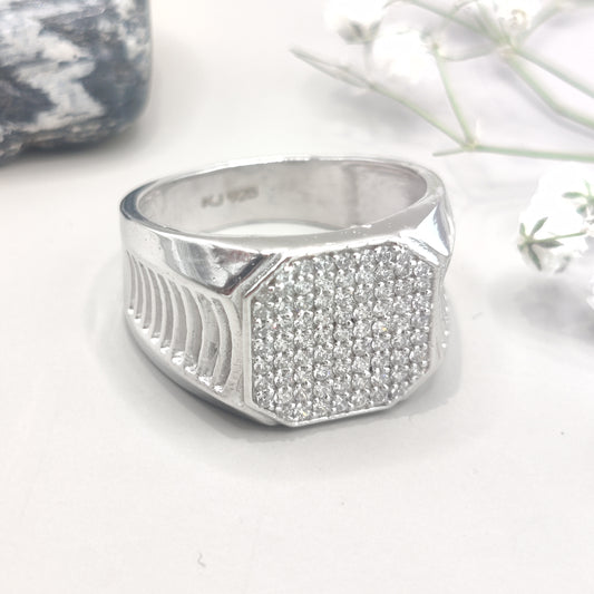 Charming Crosshatch Pattern Silver Ring