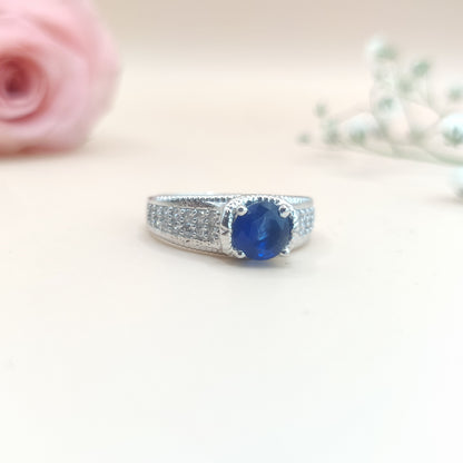 Solitaire Zircon Round Silver Ring