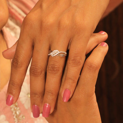 Radiant Lumina Stylish Knot Silver Ring