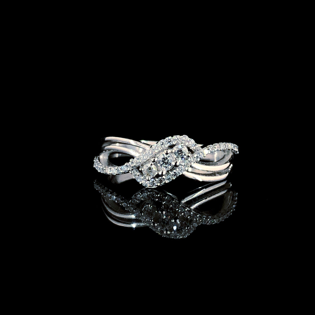 Radiant Lumina Stylish Knot Silver Ring