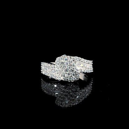 Sparkling Knot Endless Elegance Silver Ring