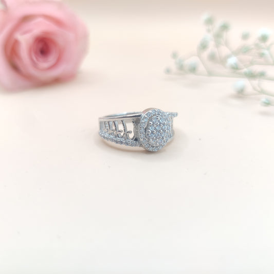 Lustrous Pearl Oval Silver Ring