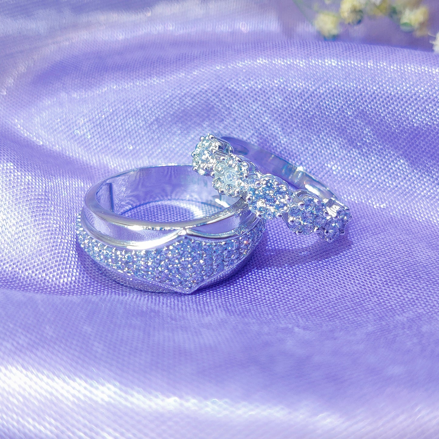 Forever Embrace Couple Rings