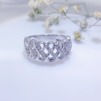 Infinite Bond Couple Rings