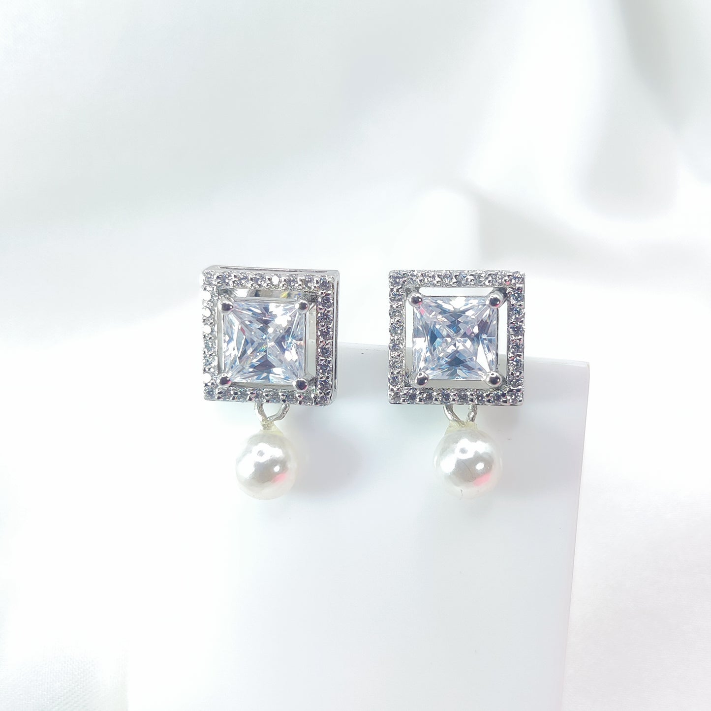 Royal Luxe Stud Earrings