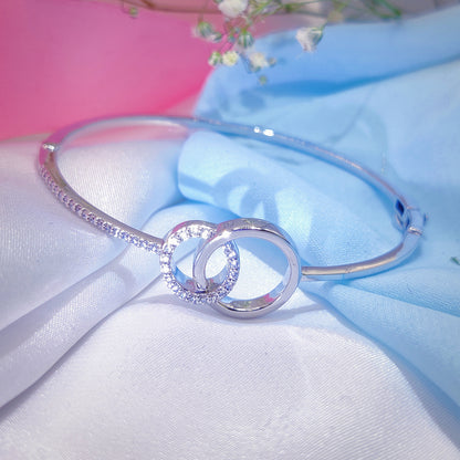 Eternal Circle Cuff Italian Bracelet