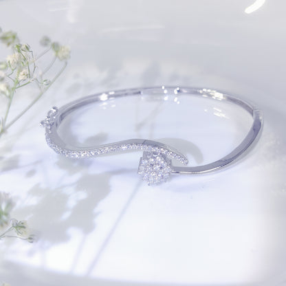 Twinkling Blossom Italian Bracelet