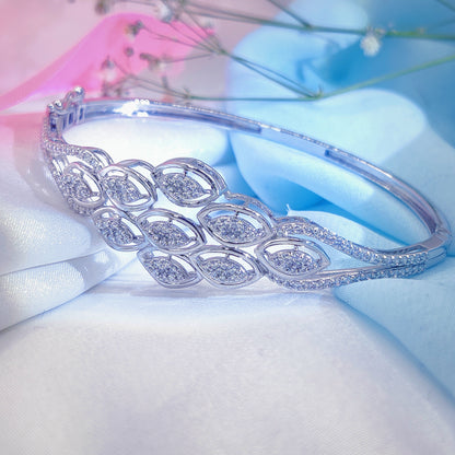 Graceful Bloom Silver Bracelet