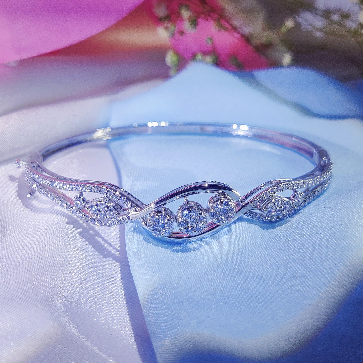 Radiant Vine Italian Bracelet