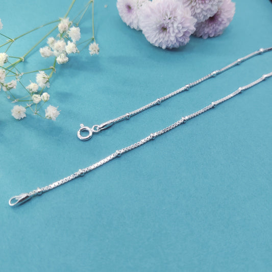 Radiant Sparkle Silver Chain