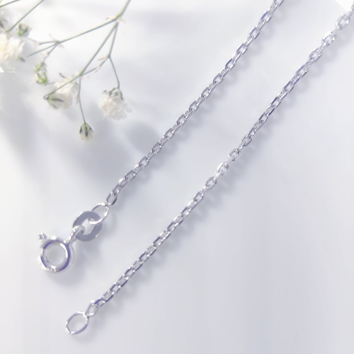 Minimal Luxe Paperclip Unisex Chain