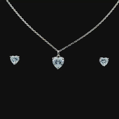 Heart On Loop Necklace Set