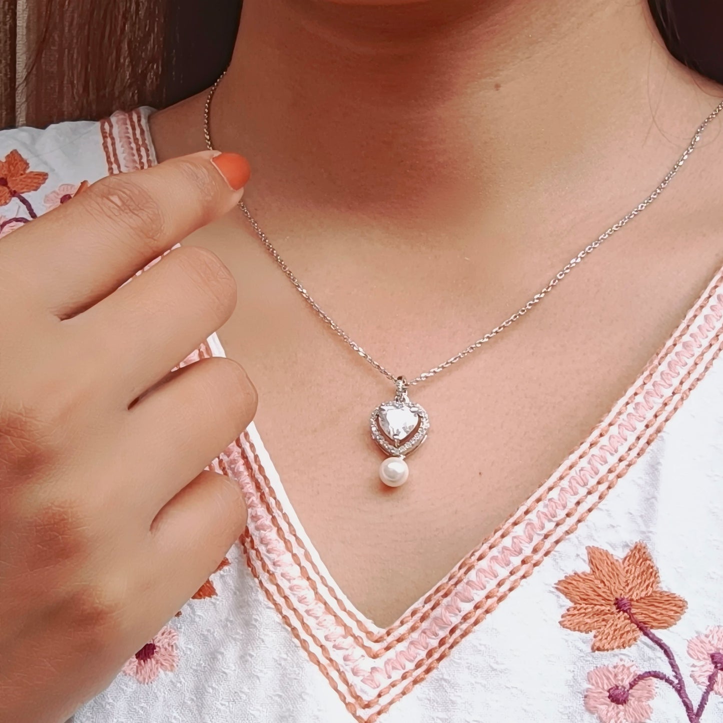 Pearl Drop Bliss Necklace Set