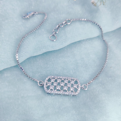 Whispers of Shine Chain Bracelet