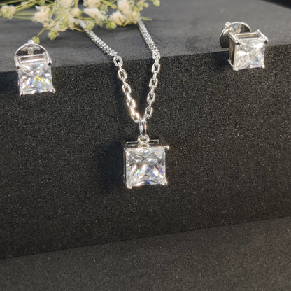 Boss Babe Bling Necklace Set