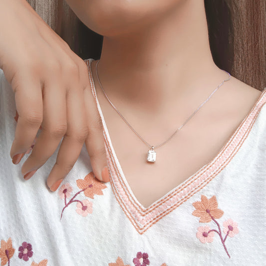 Eyes on Ice Necklace Set