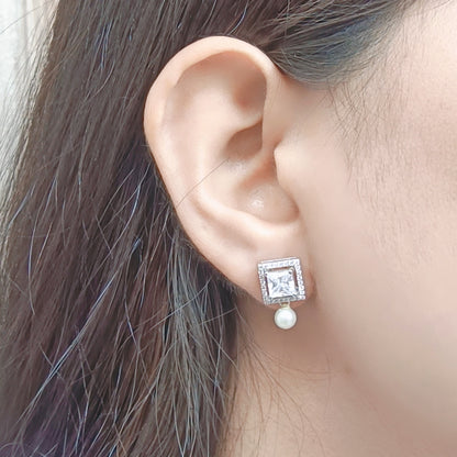 Pearl Play Affair Necklace Set