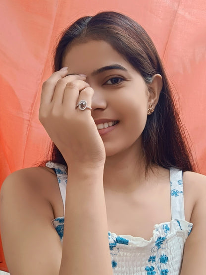 Midnight Twist Oval Ring