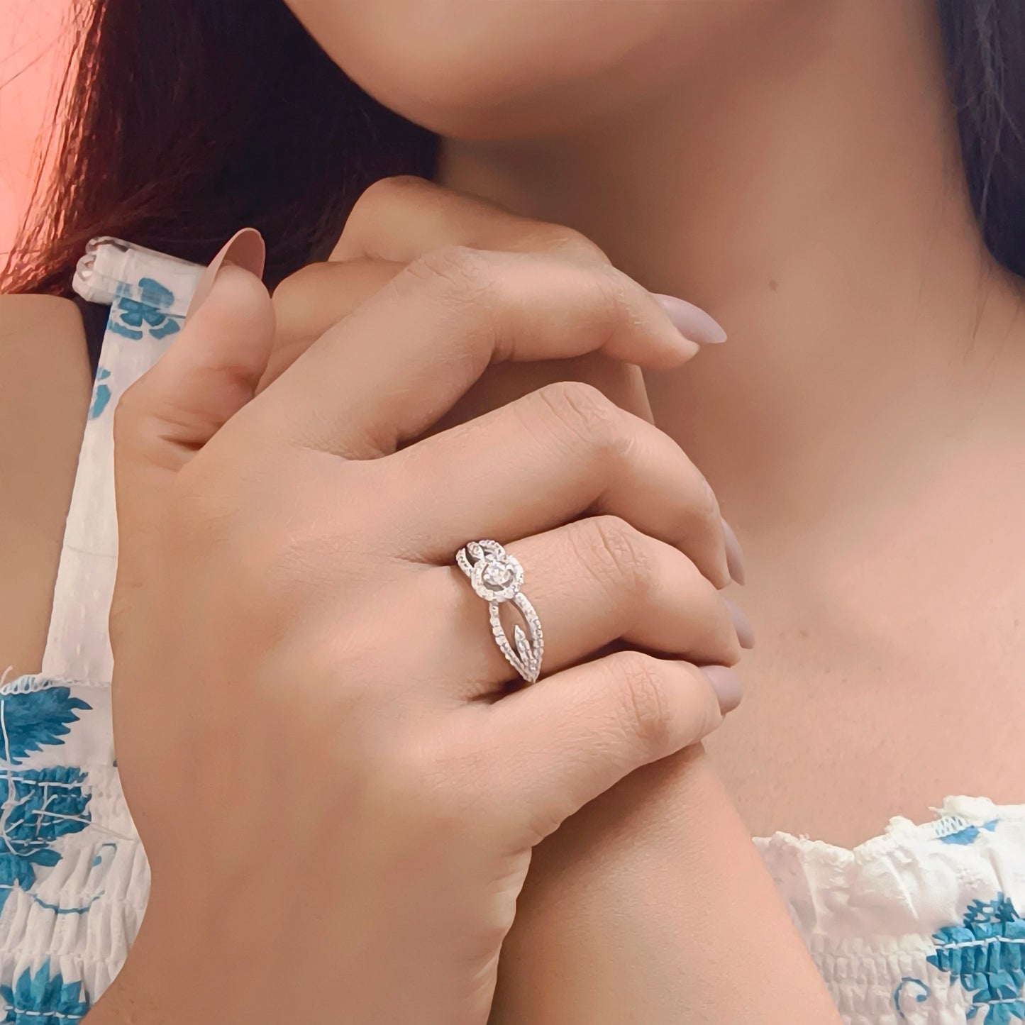 Criss Cross Crown Halo Ring